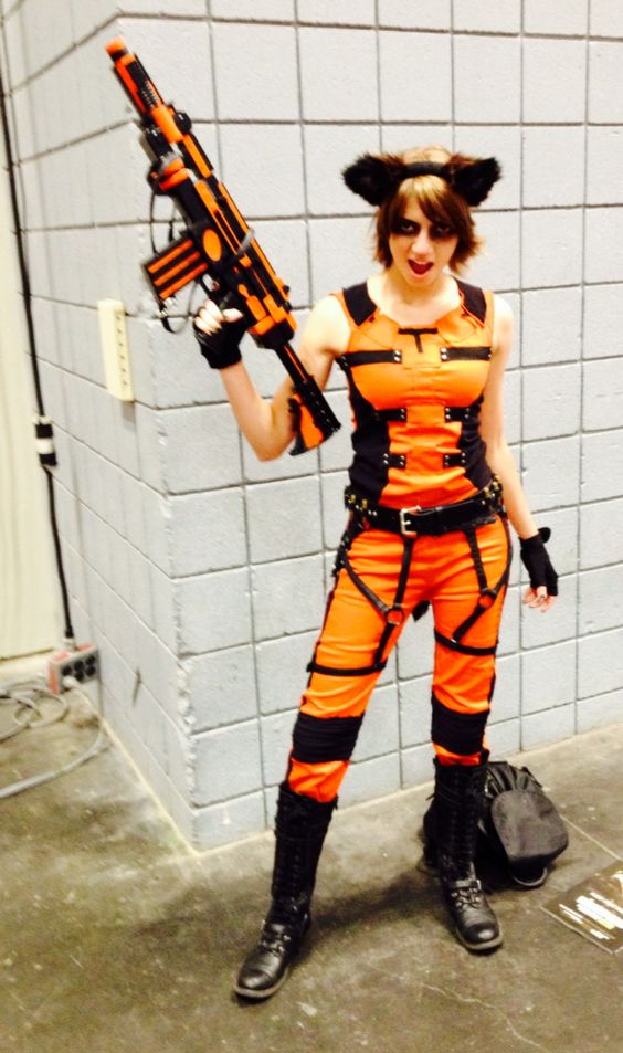 15-Rocket-Raccoon-Cosplay