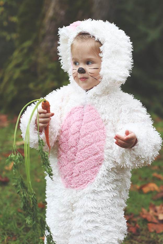 24. DIY Bunny Outfits