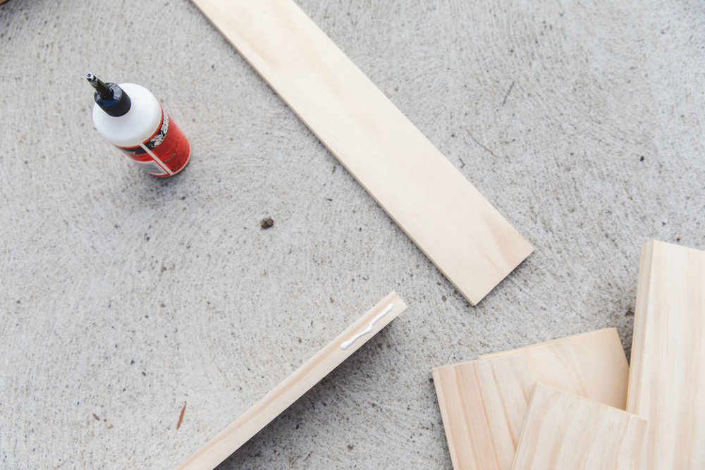 Boho Pallet picnic table DIY tutorial Low 5 . picnic table