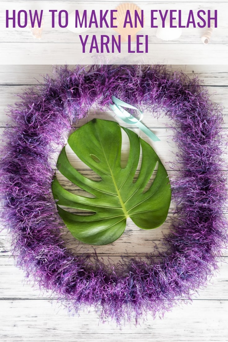 How to make a lei eyelash - with video tutorial! These are perfect for graduation.