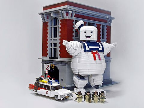 LEGO Ghostbusters Stay Puft Marshmallow Man by Brent Waller 4