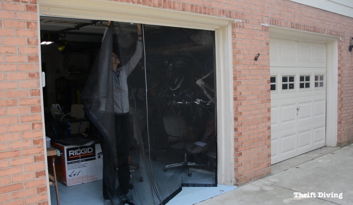 How to Make a Garage Door Screen - Hangs in only 45 seconds with Velcro brand fasteners! Keep out flying insects, such as mosquitos, stink bugs, bees, moths, flies, and gnats. - Thrift Diving