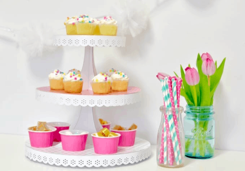 Easy Cupcake Stand for your next Soirée
