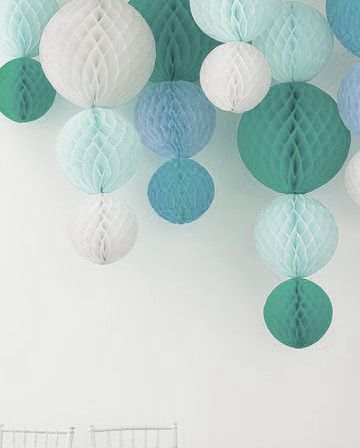 Honeycomb balls in easy decoration