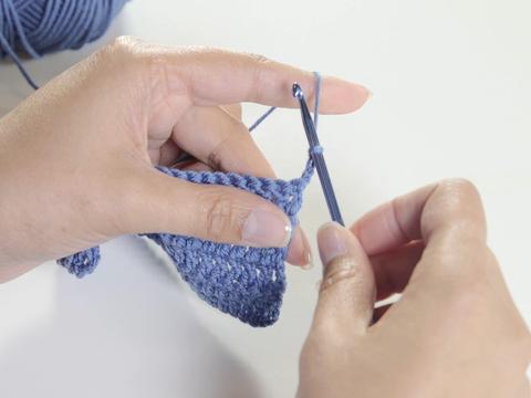 Traditional crochet method