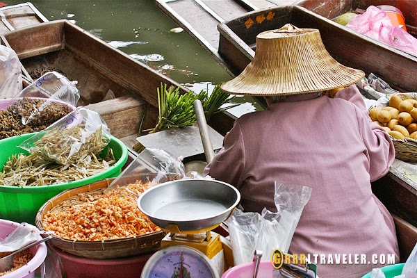 damnoen Saduak floating market