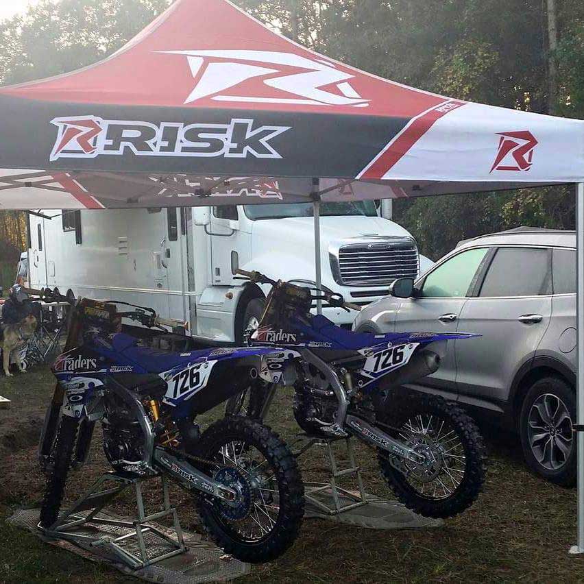 How to Lift a Dirt Bike Onto a Stand? MX Stand Options