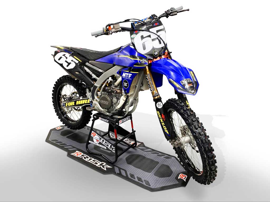 How to Lift a Dirt Bike Onto a Stand? MX Stand Options