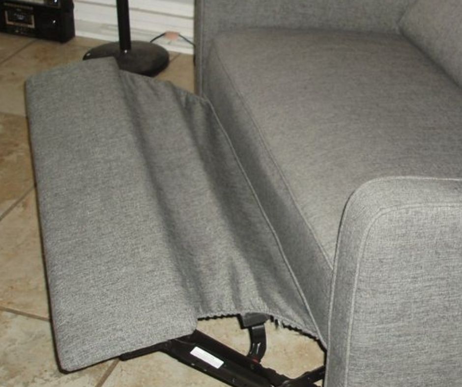 curved recliner chair