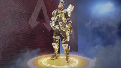 Fuse wearing his Old Gold legendary skin in Apex Legends