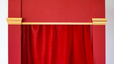 Staging a play in a puppet theatre is a great family activity for kids and adults alike! Read our tutorial on how to make a vintage-inspired wooden puppet theatre.
