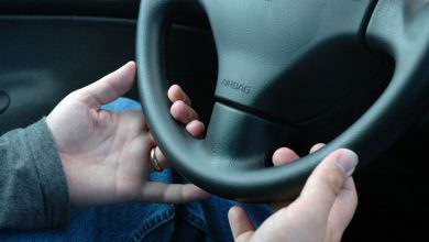 What can I do if the steering wheel cover I bought doesn't fit?
