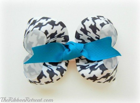 How to Make a Little Twisted Bow - {The Ribbon Retreat Blog}