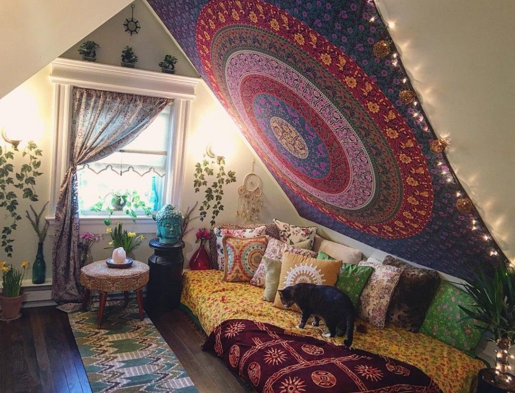 Decorate slanted walls with tapestries
