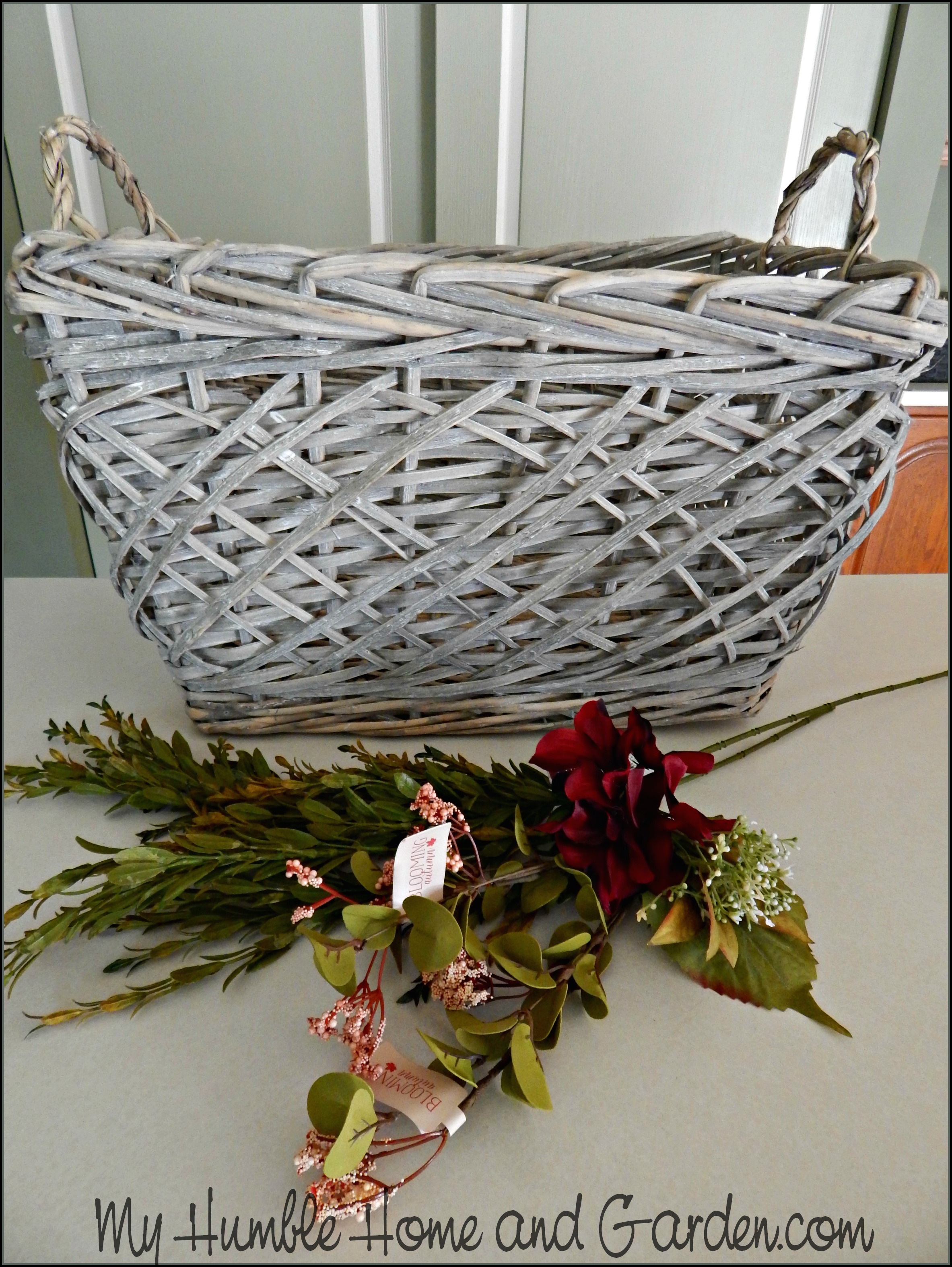 Wedding Baskets - Easy Ways to Decorate Them
