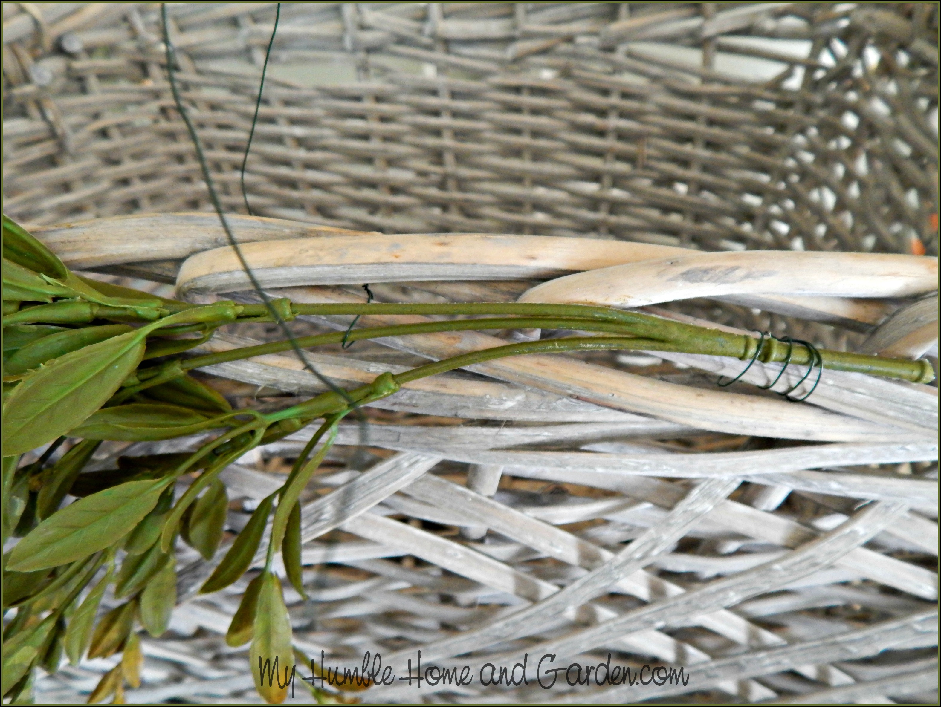 Wedding Baskets - Easy Ways to Decorate Them