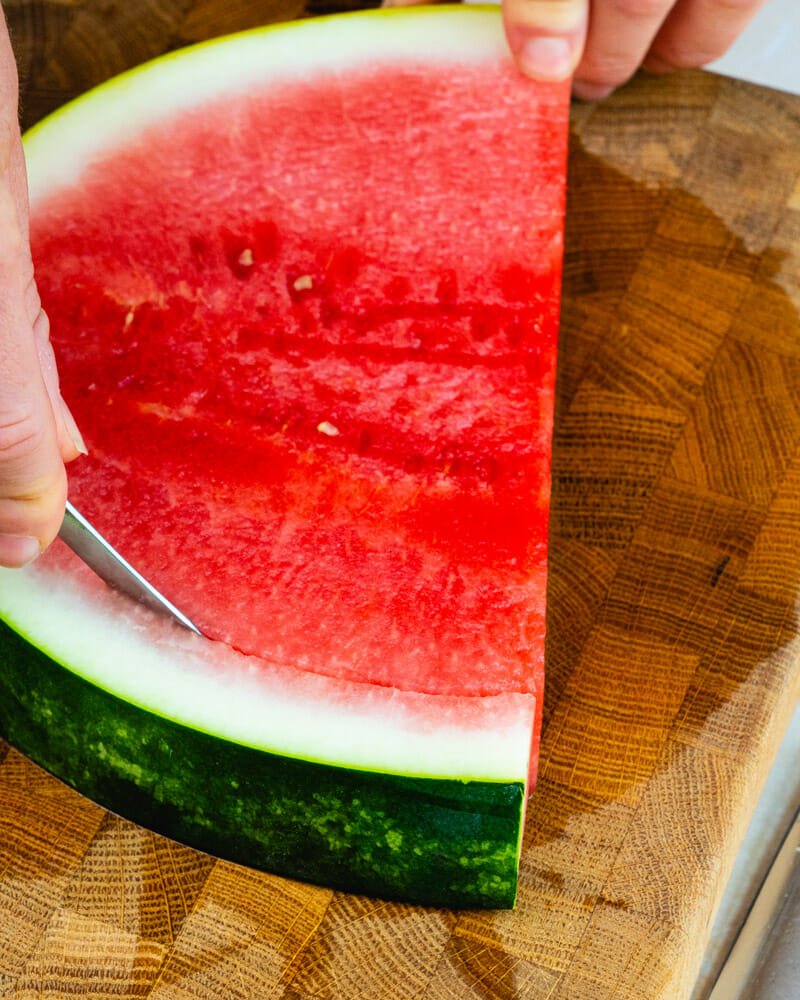 How to cut watermelon: Remove the rind