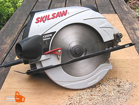 How to set the circular saw blades