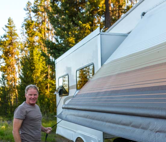 07 551 How to fully install the lower awning RV awning