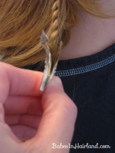 How to add beads to the ends of a braid (13)