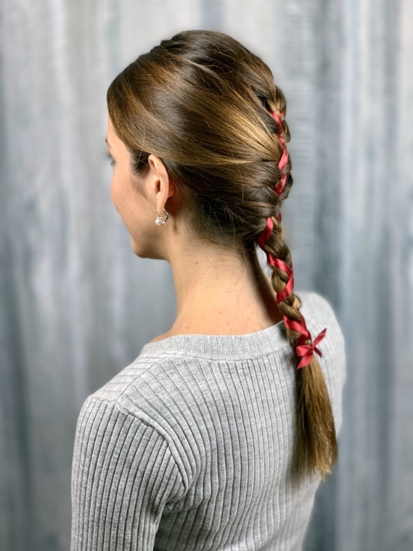 Side view of braid with ribbon