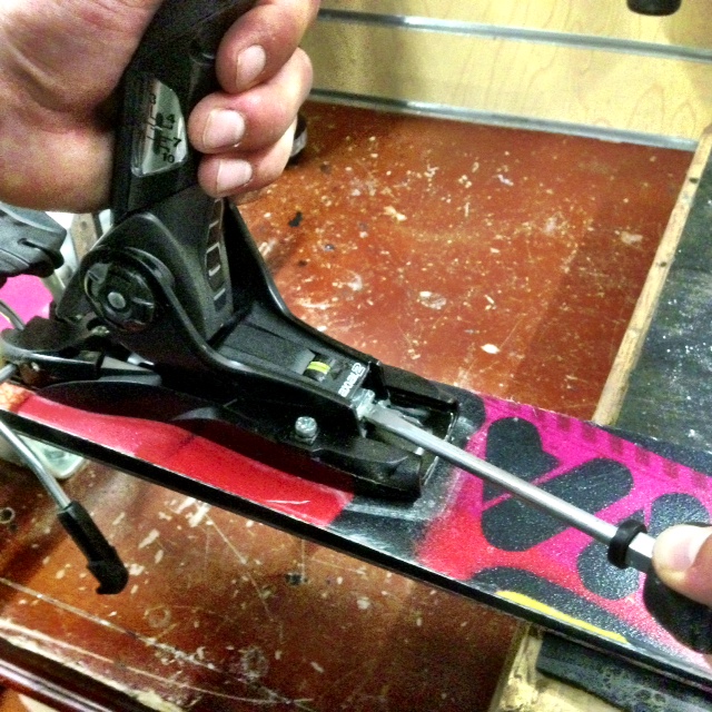 How to adjust the Rossignol axial transition pressure