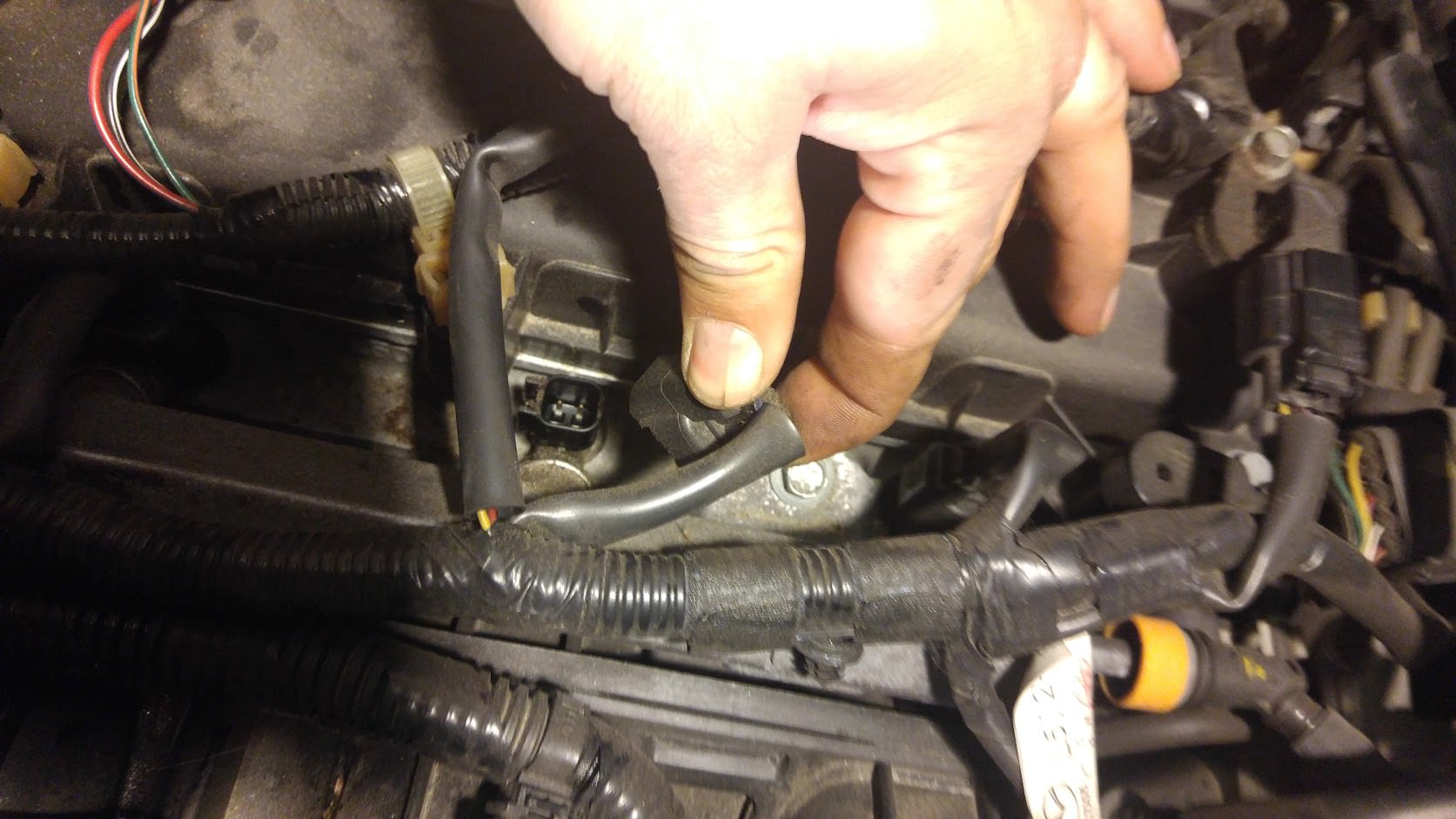 check if spark plugs fire in gasoline engine